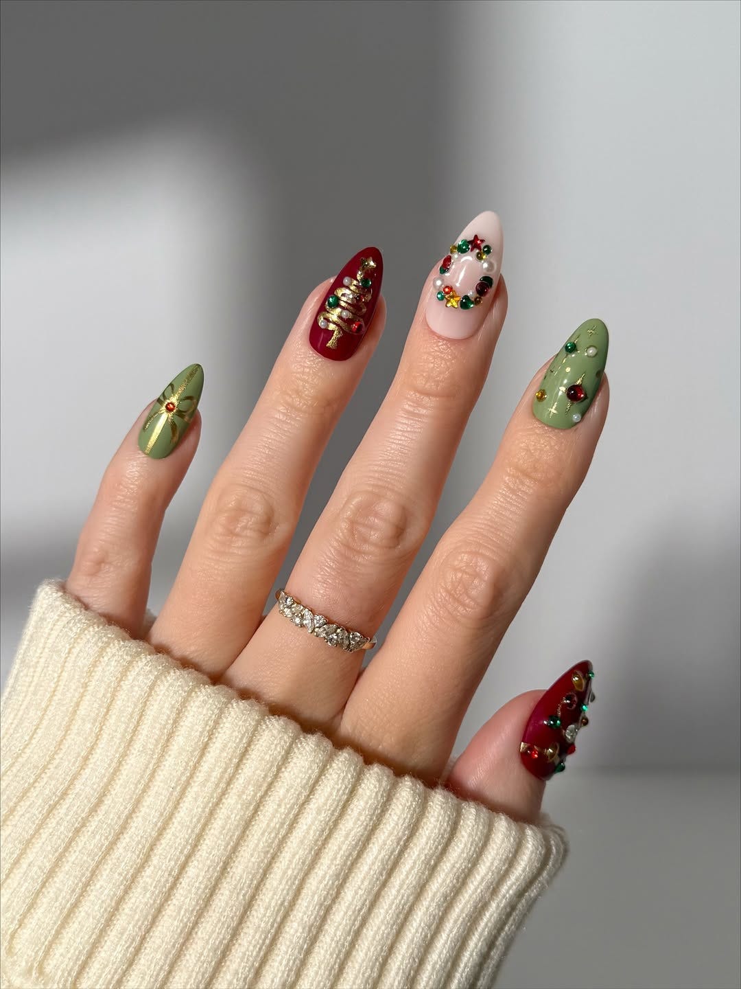 Holiday Nail 1